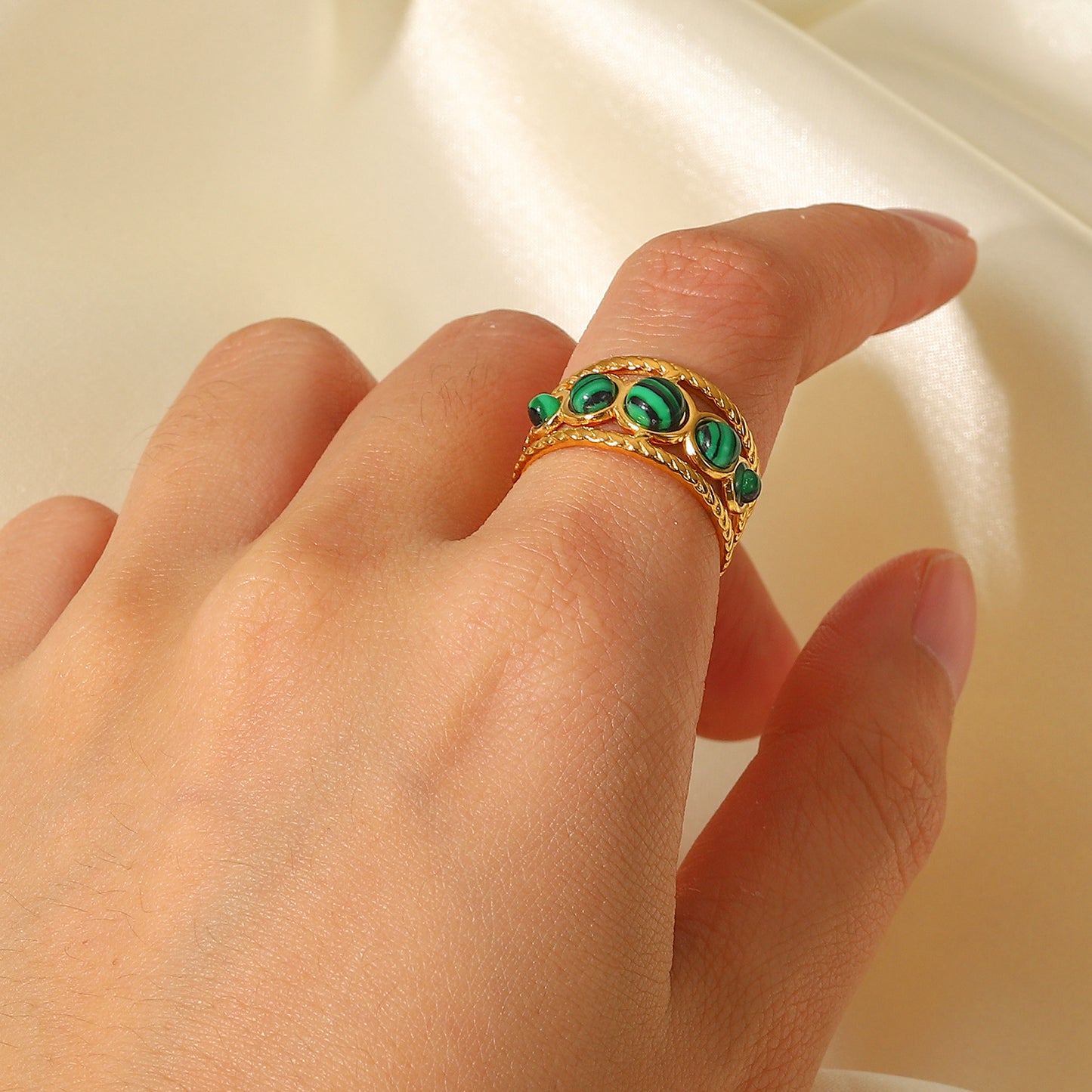 5pcs Anti-Stainless Steel Natural Malachite Round Hollow-Cut Ring Ladies Charm Fashion Jewelry