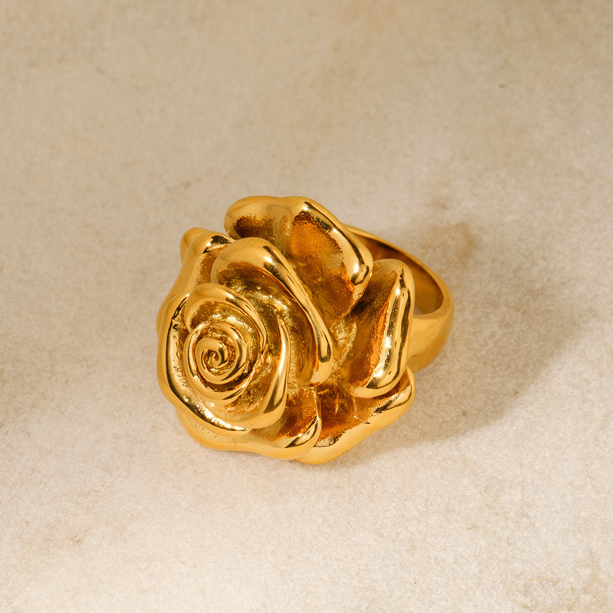 5pcs 18K Gold Stainless Steel Rose Ring No. 7 Simple Ring Three-Dimensional Sculpture Flower