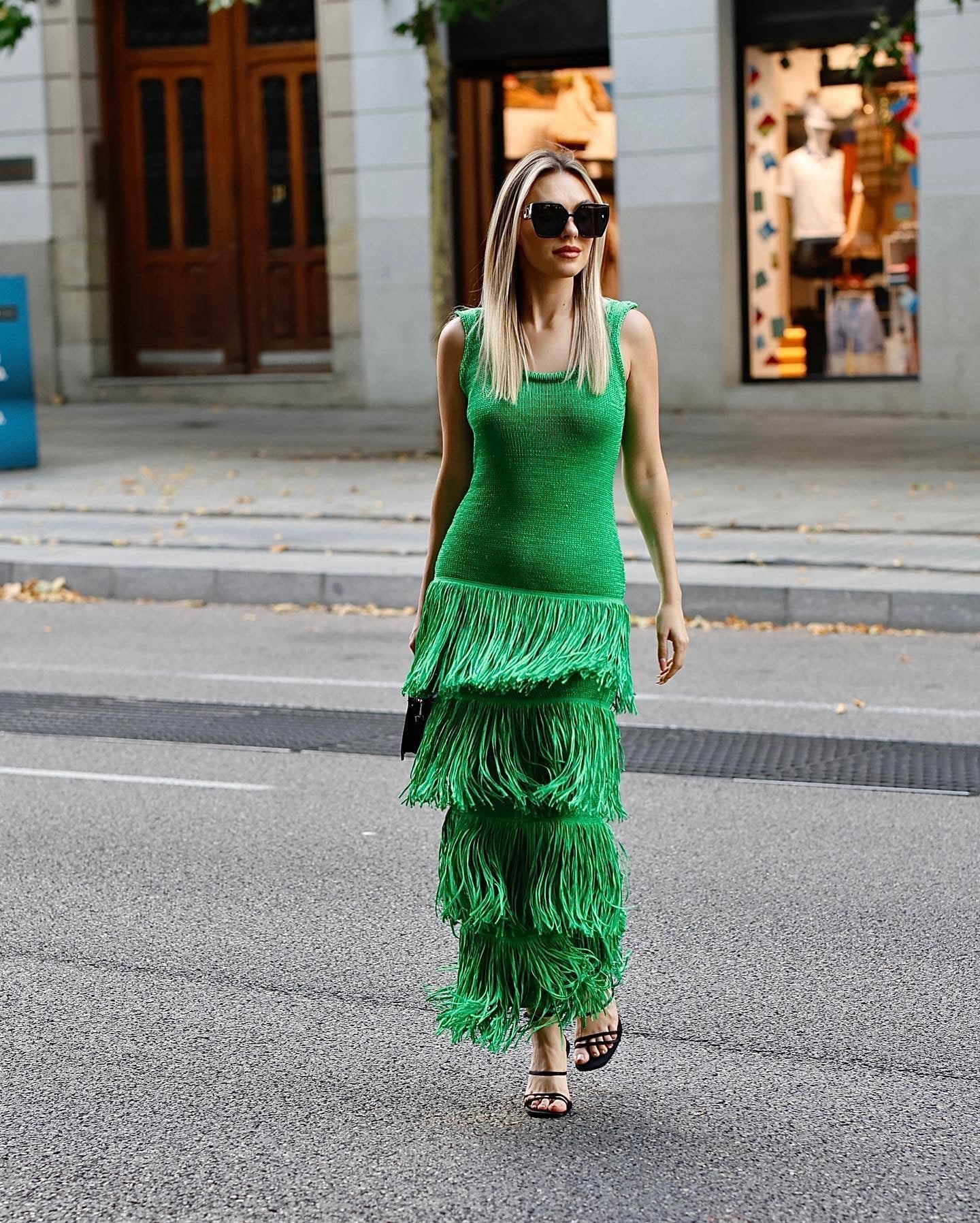 New Summer Solid Color Hem Fringe Knitted Halter Dress