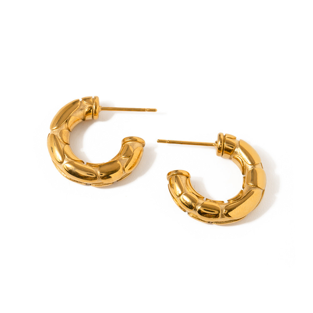 5pcs Ring 18K Gold Stainless Steel Embossed Serpentine Thick C-Shaped Ear Loop Runway With Titanium Steel Earrings