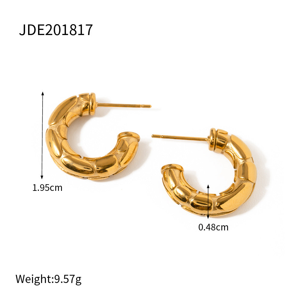 5pcs Ring 18K Gold Stainless Steel Embossed Serpentine Thick C-Shaped Ear Loop Runway With Titanium Steel Earrings