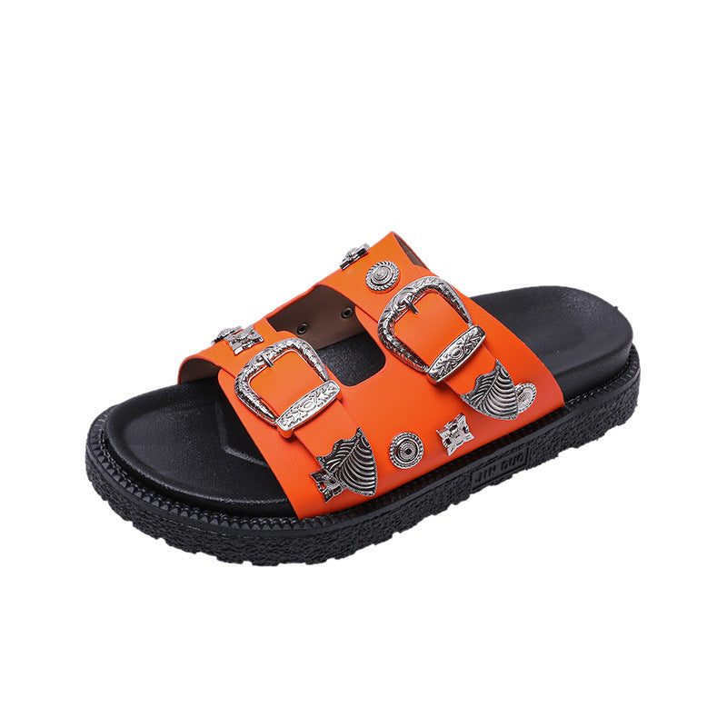 Summer Fashion Dark Wind Toga Metal Slippers Female New Rivet Thick Sole Casual Slippers Beach Slippers Sandals