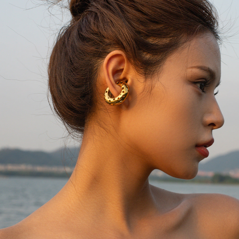 5pcs Fashion 18K Gold Stainless Steel Round Hollow C-Shaped Earrings Clip Combination Earrings Studs