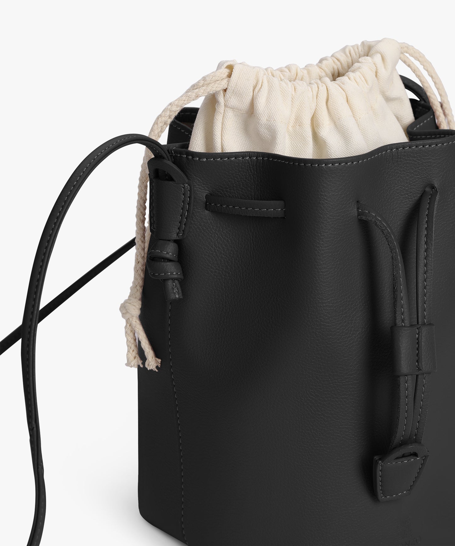 Vegan Craftsman Bucket Bag