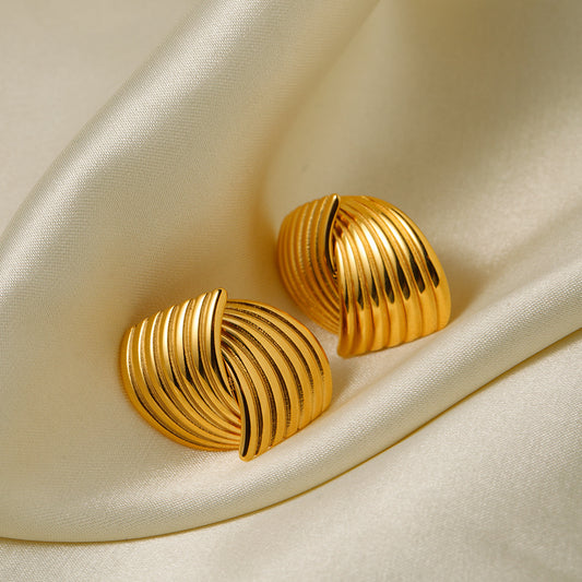 5pcs Compact Gold Stud Fashion Personality 18K Gold Stainless Steel Striped Grain Staggered Stud Earrings