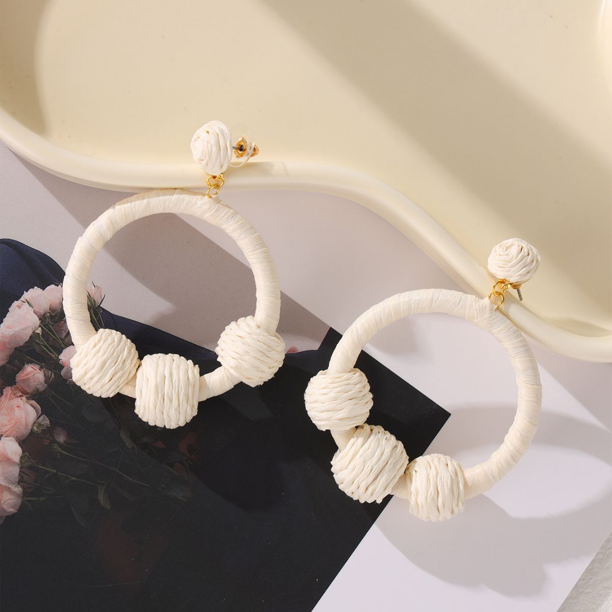 5 pairs Stylish All-In-One Simple Holiday Style Raffia Woven Ball Boho Hand-Woven Round Earrings