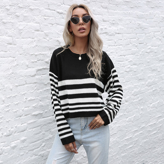 Autumn Chic: Women's Loose-Fit Black Knitted Striped Crew-Neck Sweater Bottom Shirt